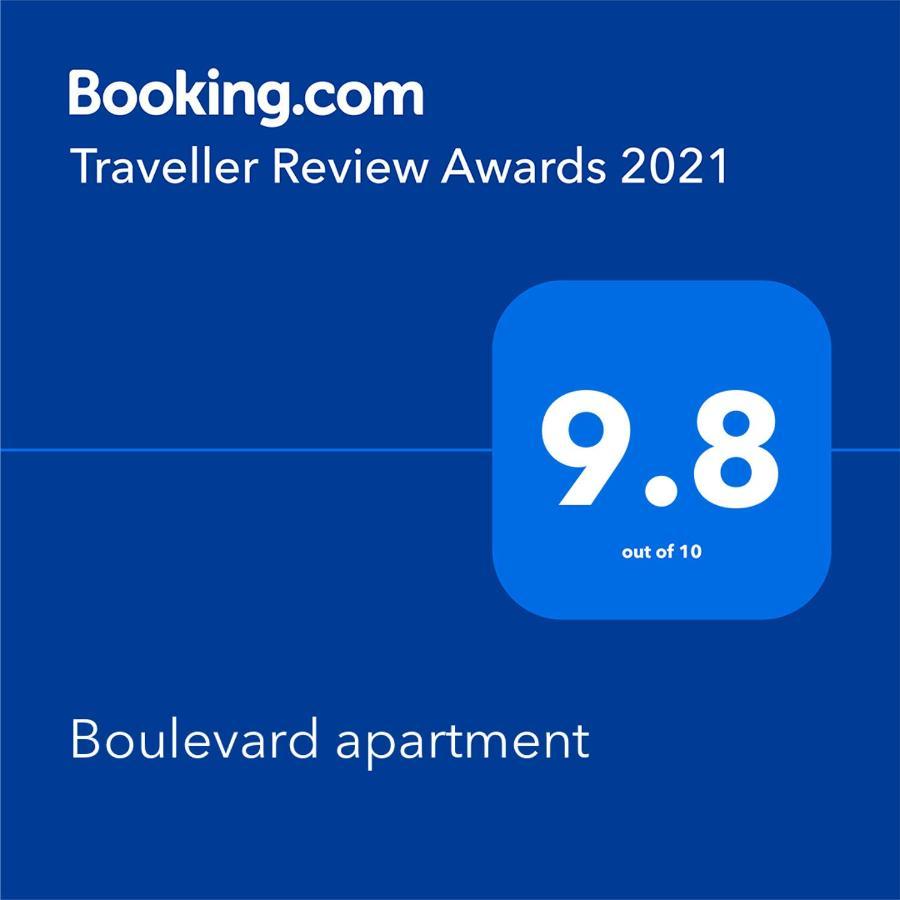 Boulevard Apartment Batumi Luaran gambar