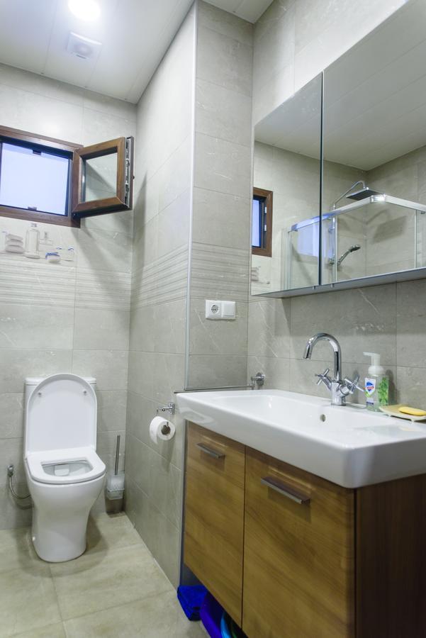 Boulevard Apartment Batumi Luaran gambar