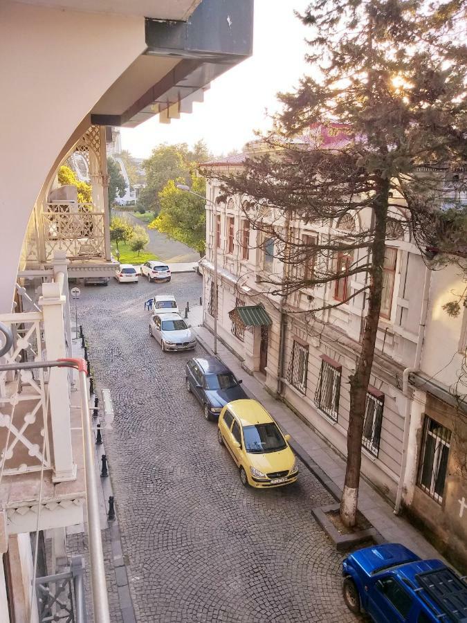Boulevard Apartment Batumi Luaran gambar
